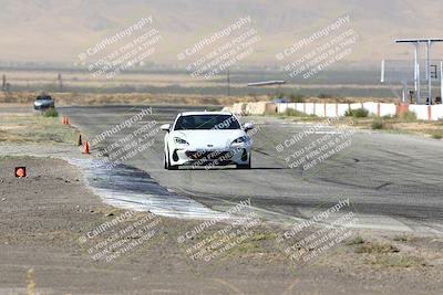 media/Oct-20-2024-Speed Ventures (Sun) [[868654b27b]]/Green/Session 3 (Sunrise)/